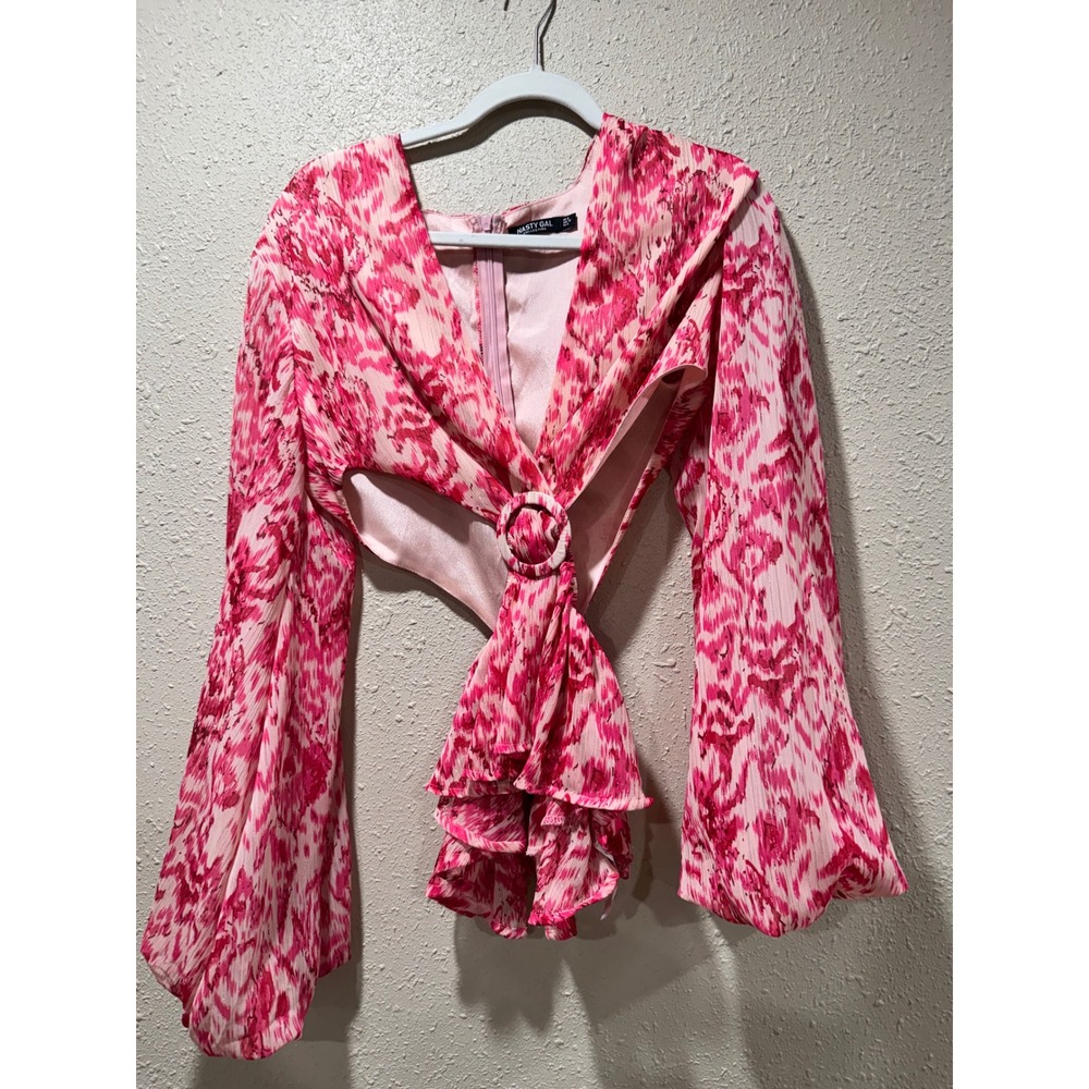 Nasty Gal Collection Pink Abstract Ikat Cut Out Ring Detail Bell Sleeve Top US 4